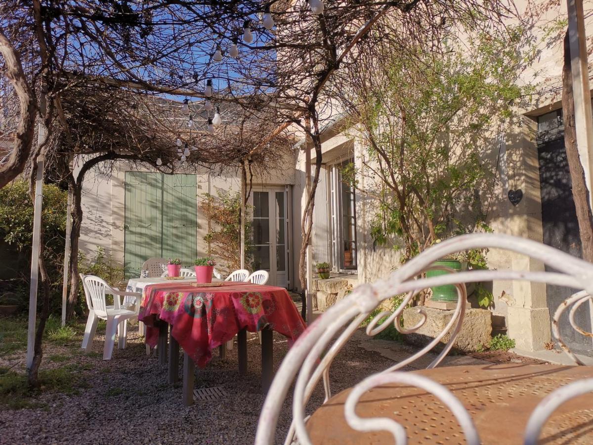 La Taniere 16 Couchages Villa Vergèze Dış mekan fotoğraf