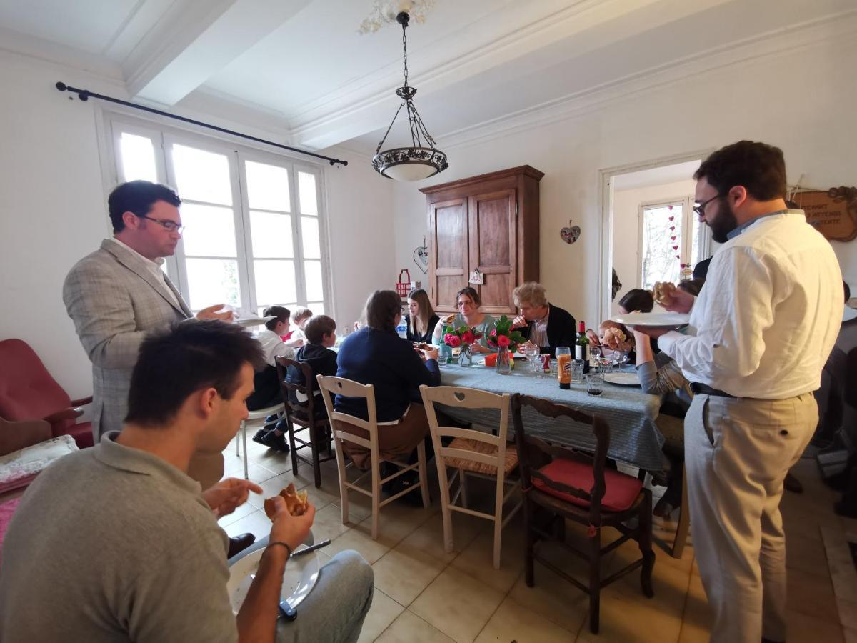La Taniere 16 Couchages Villa Vergèze Dış mekan fotoğraf